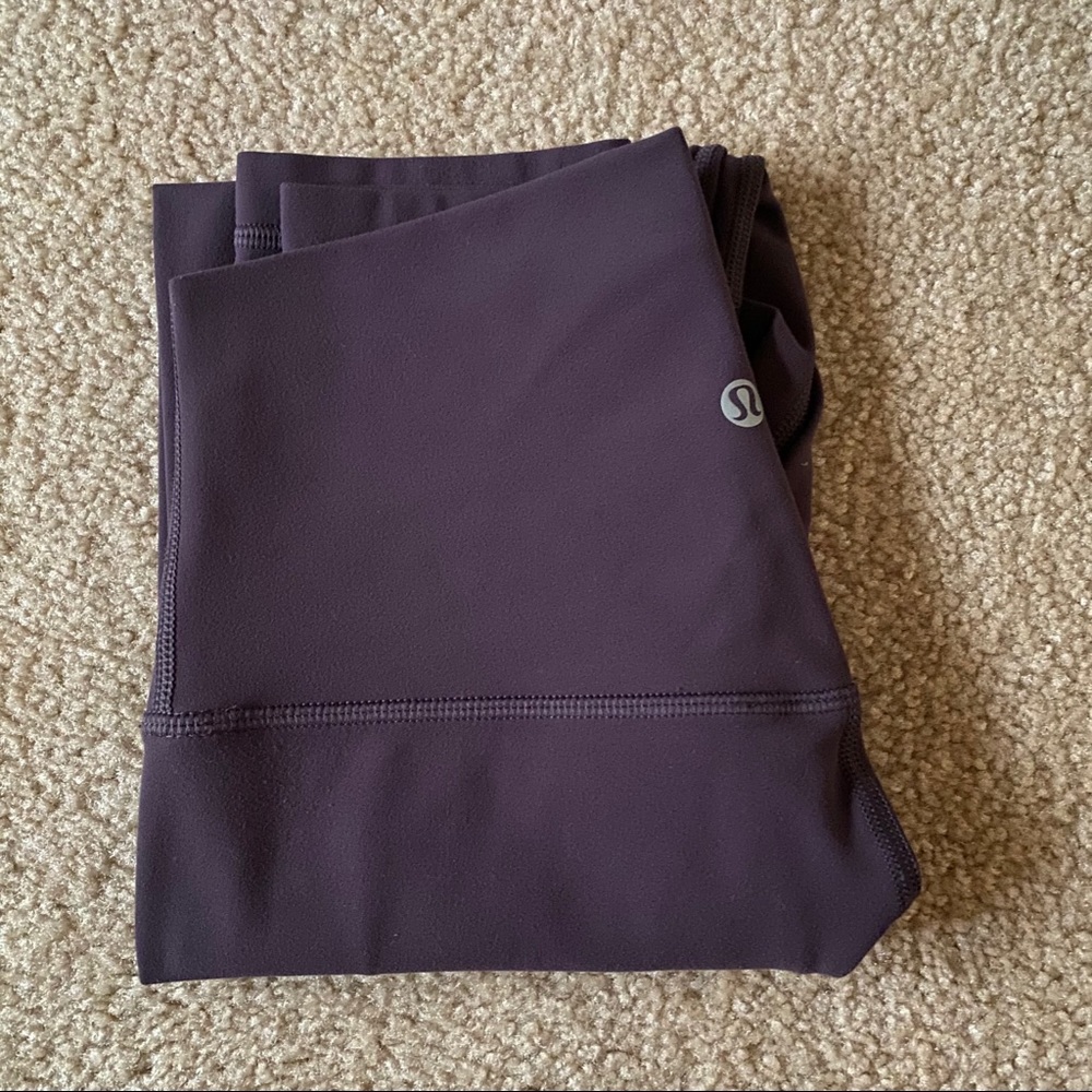 Lululemon Align Black Currant Size 4 25”